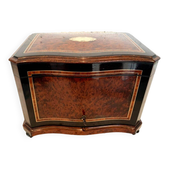 Cigar box in cedar burl and black wood 19th century