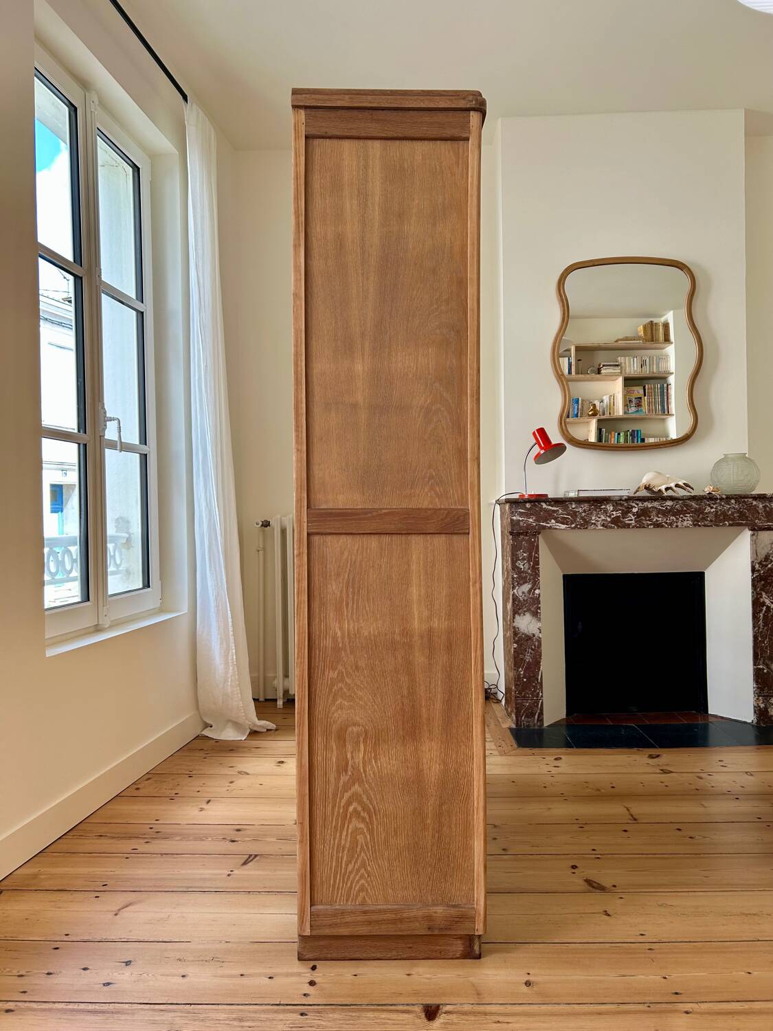 Armoire vitrée en chêne brut (rénovée)