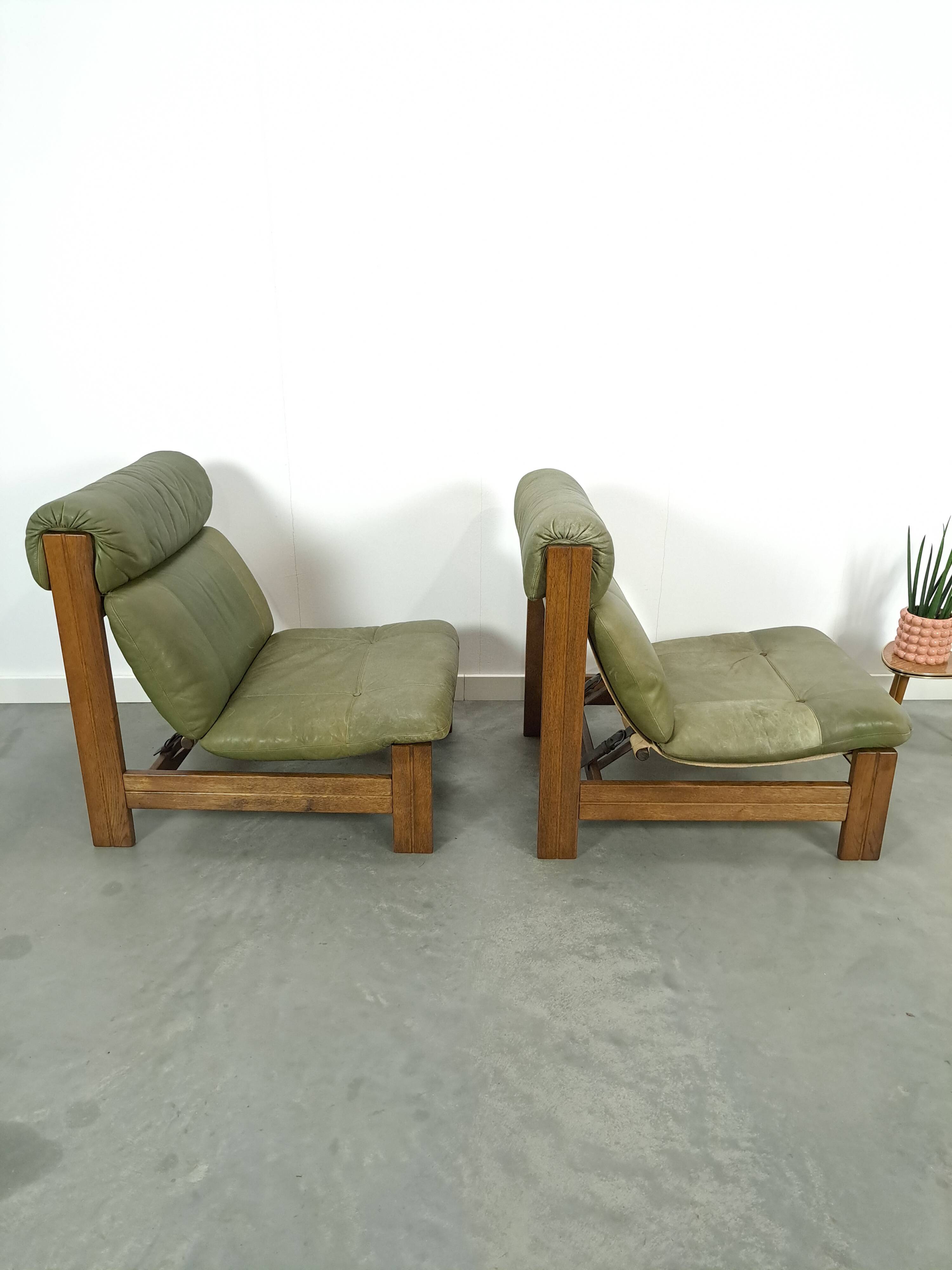 Green leather and oak wood armchair