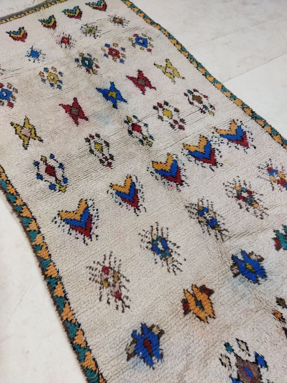 Handmade Moroccan Berber carpet 265 X 120 CM