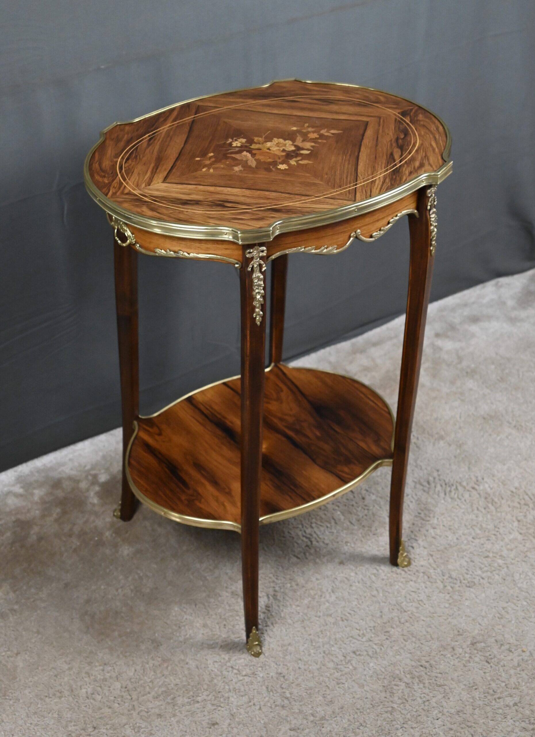 Table de salon guéridon en palissandre, style transition – 1re partie XXe