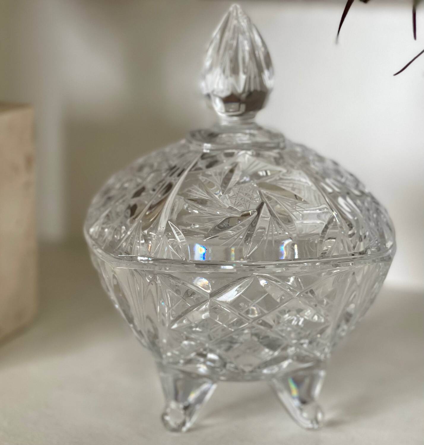 Cut crystal candy box