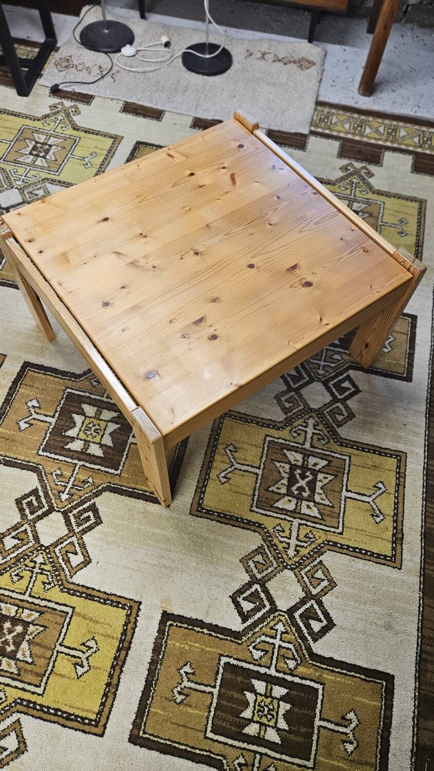 Danish pine coffee table 1970