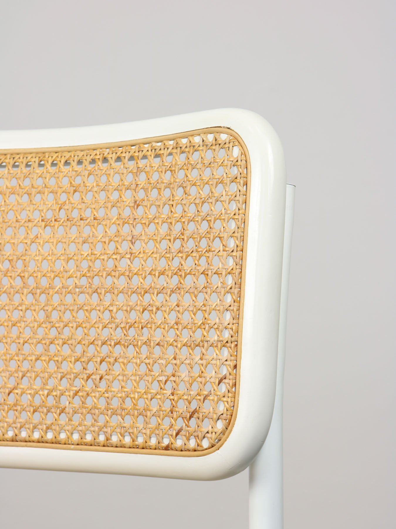 Vintage white B32 Cesca chair by Marcel Breuer, 90s