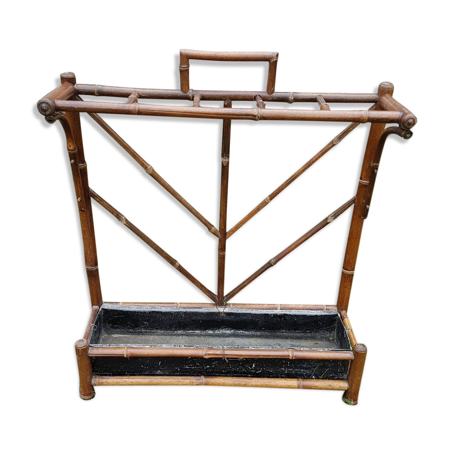 Door old wooden umbrellas turned