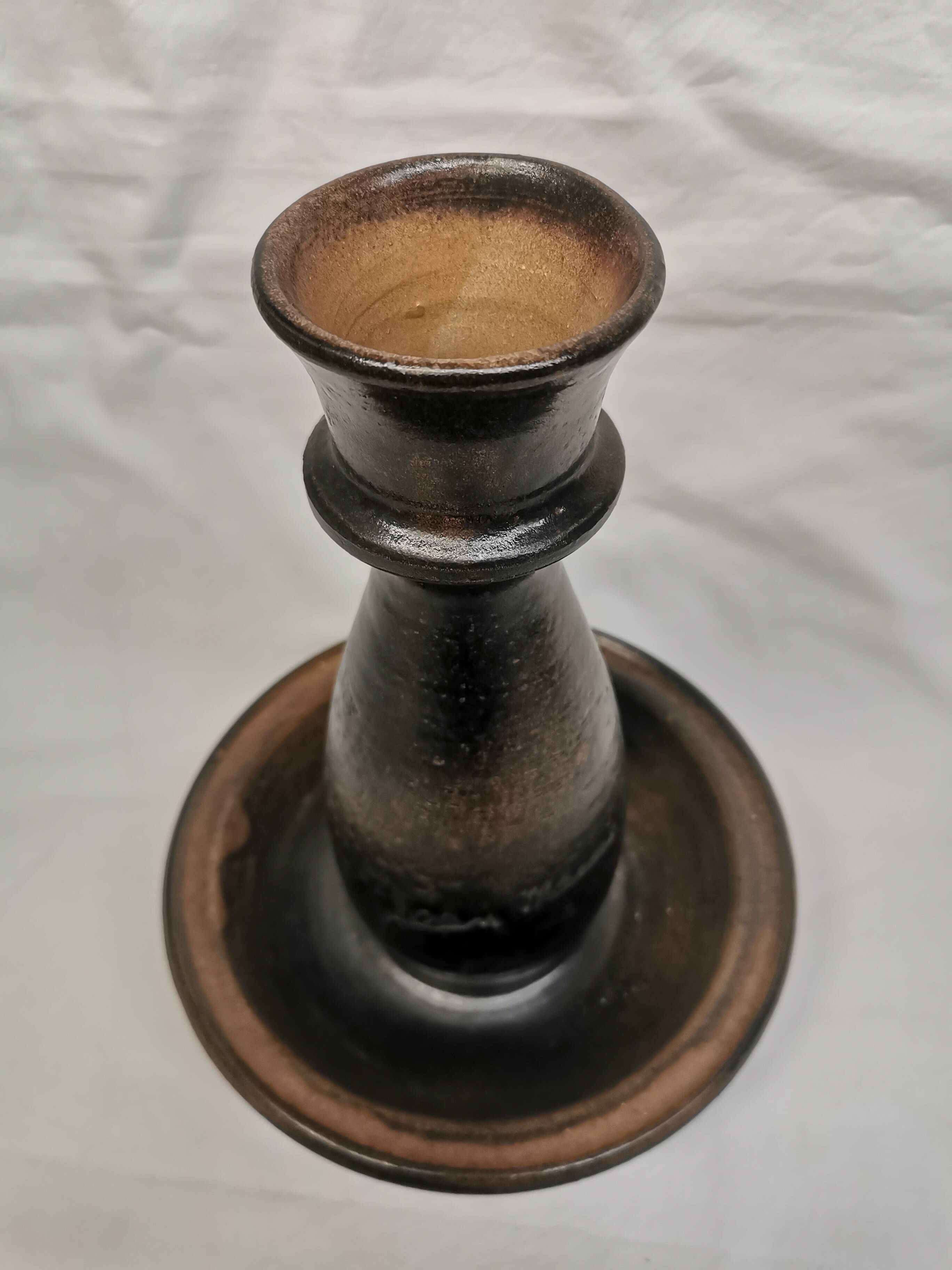 Grand bougeoir, vase . céramique signée jean marais