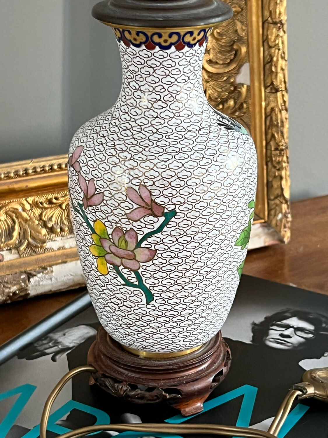 Pied de lampe ancien en émail cloisonnée