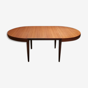 Table scandinave en teck