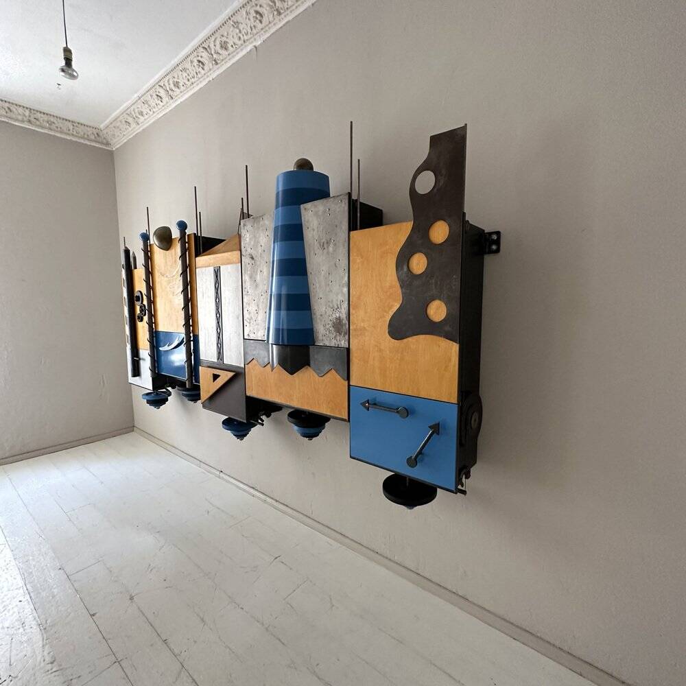 Large Postmodern Wall Unit in Metal and Lacquered Plywood, 1980s