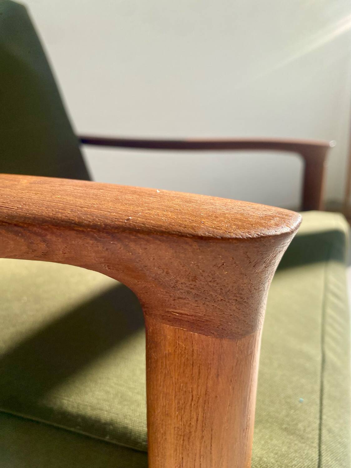 Danish Scandinavian armchair in teak