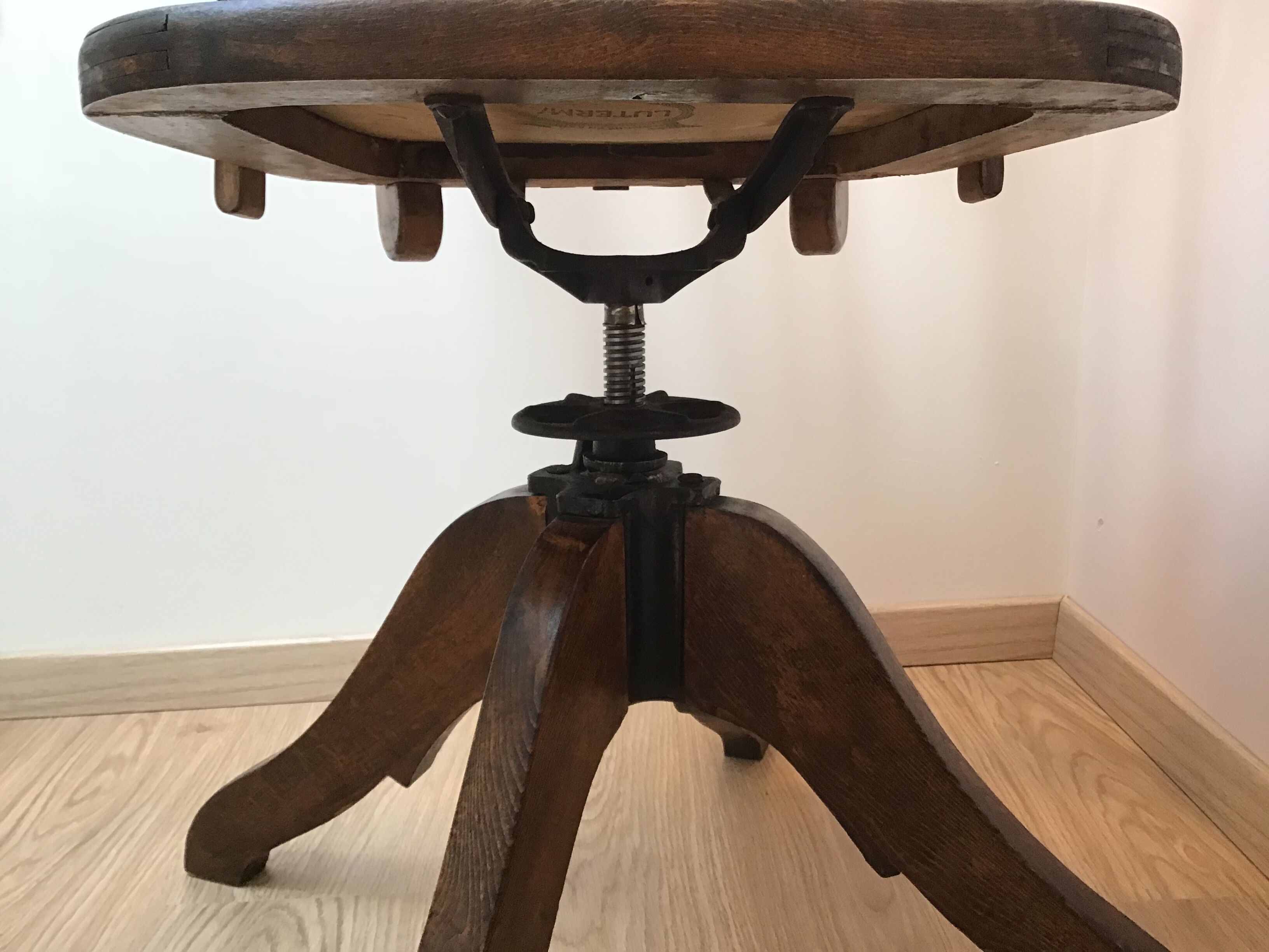 Armchair american stella