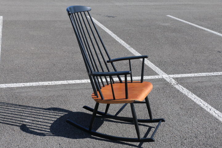 Two colour scandinavian rocking-chair