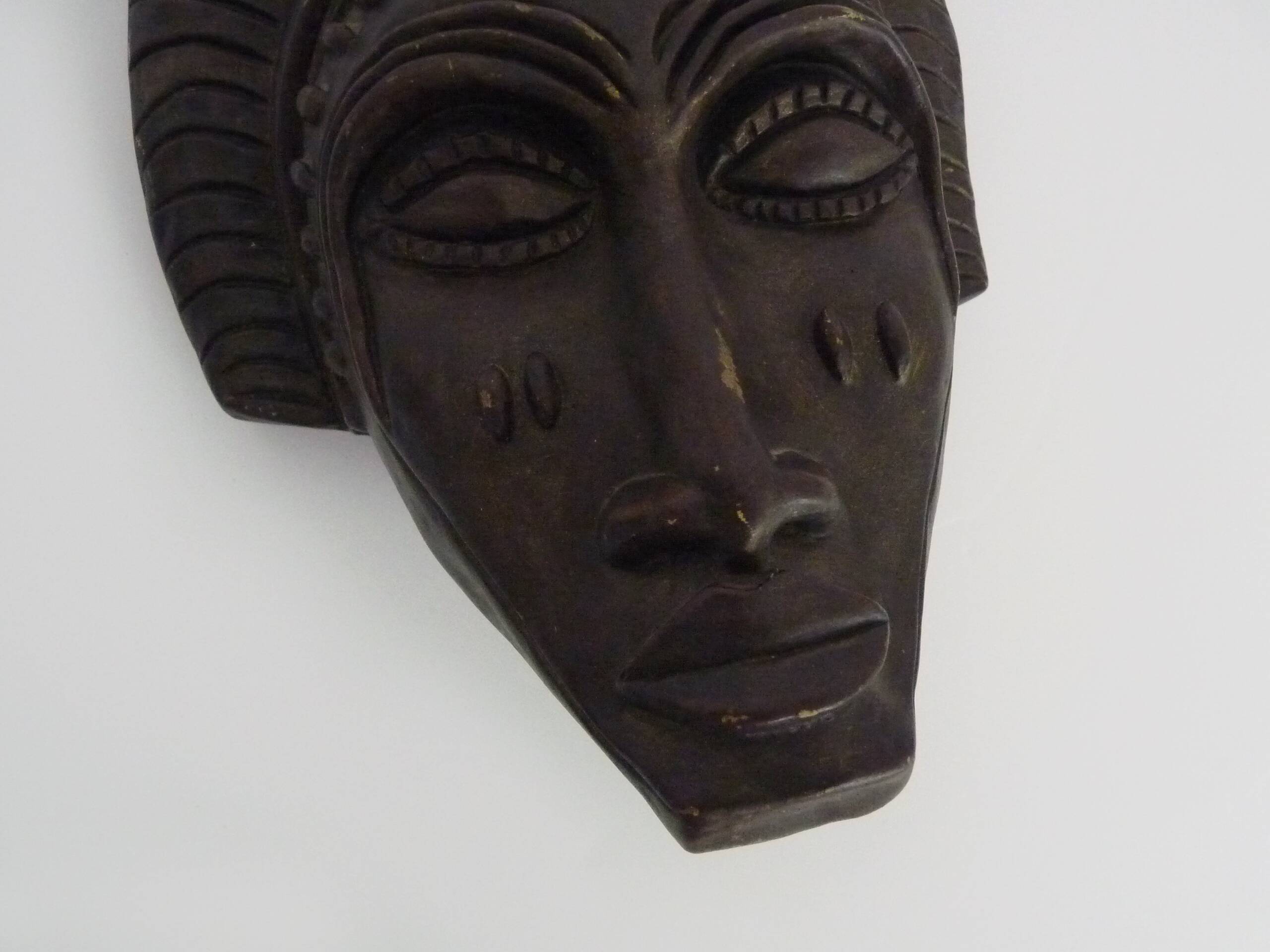 African style terracotta mask signed Siki