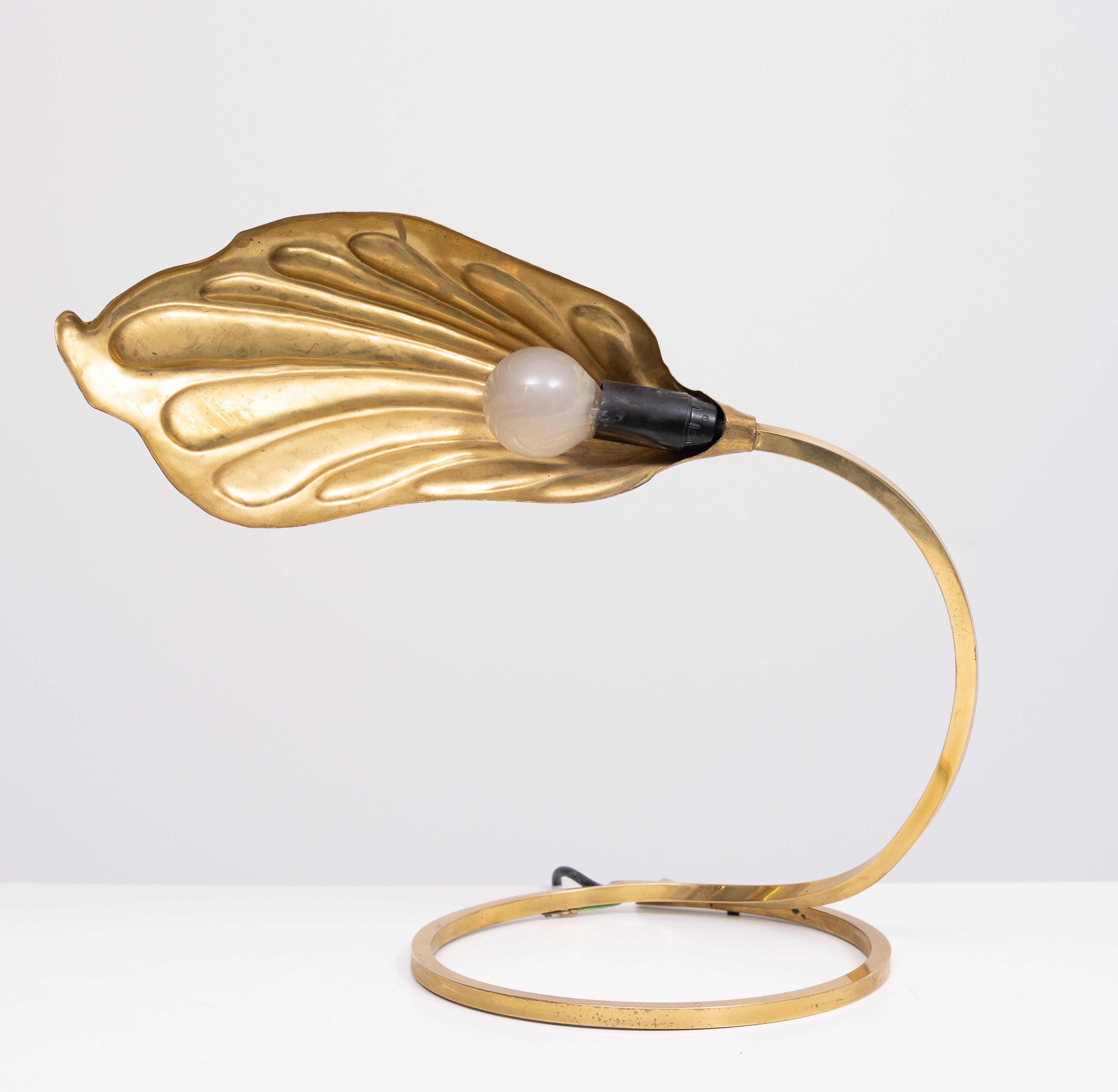 Pair Brass leaf table lamps design by Carlo Giorgi & Tommaso Barbi 1970s