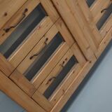 Meuble de mercerie hollandais vintage en pin et verre