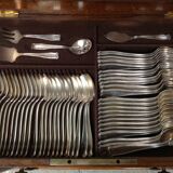 Ménagère Apollonox 186 pieces en métal argenté dans coffret bois
