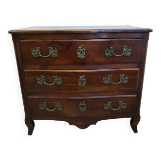 Old chest of drawers