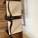 Paire de chaises noires + simili blanc