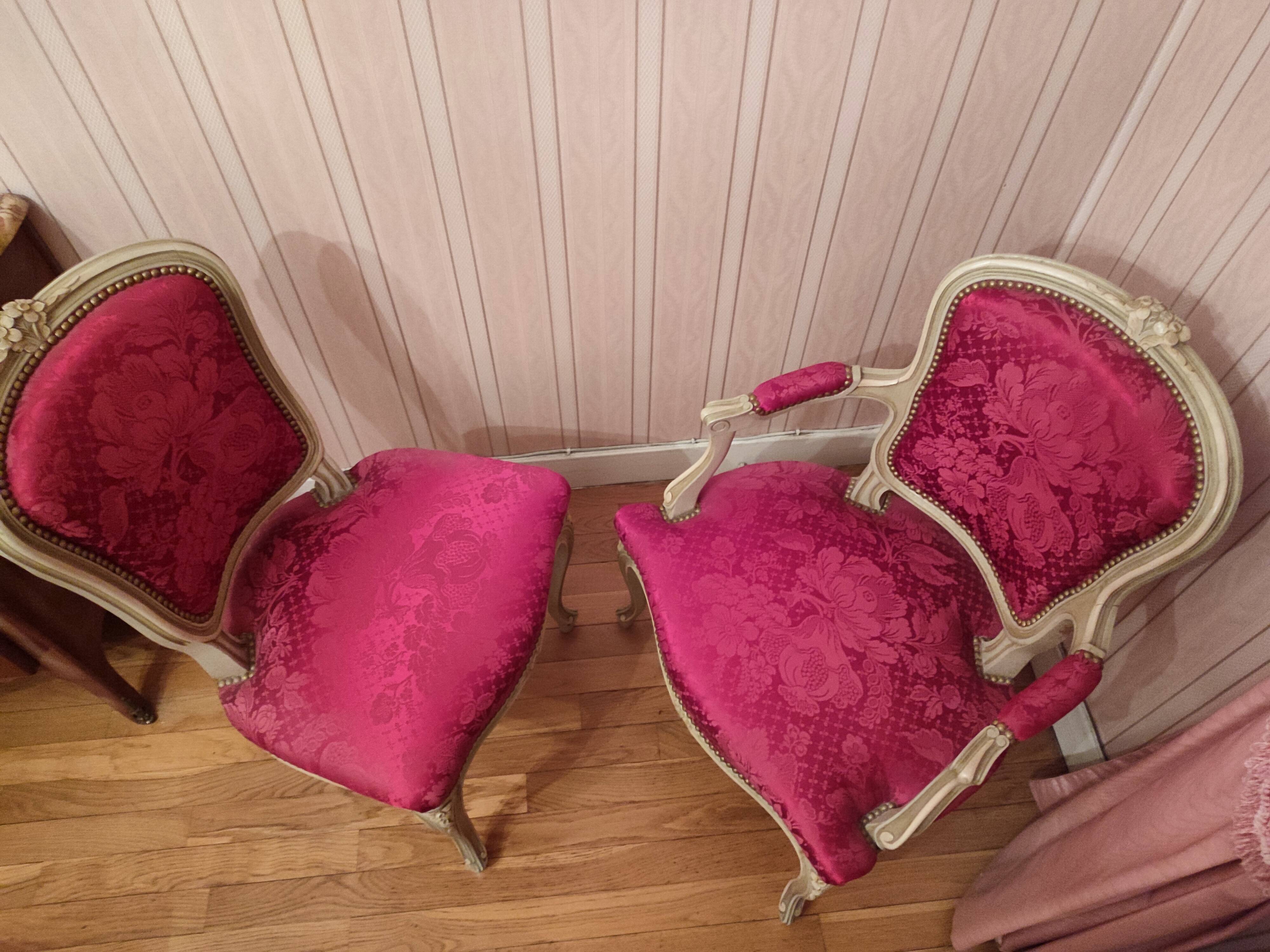 Pair of Louis XV amrchairs