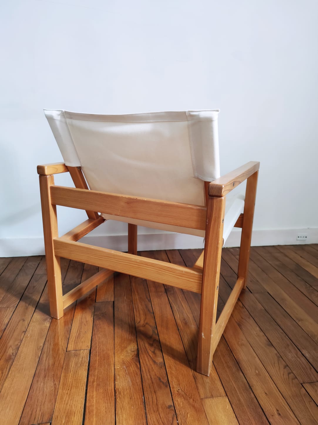 Paire de fauteuils toilés années 70