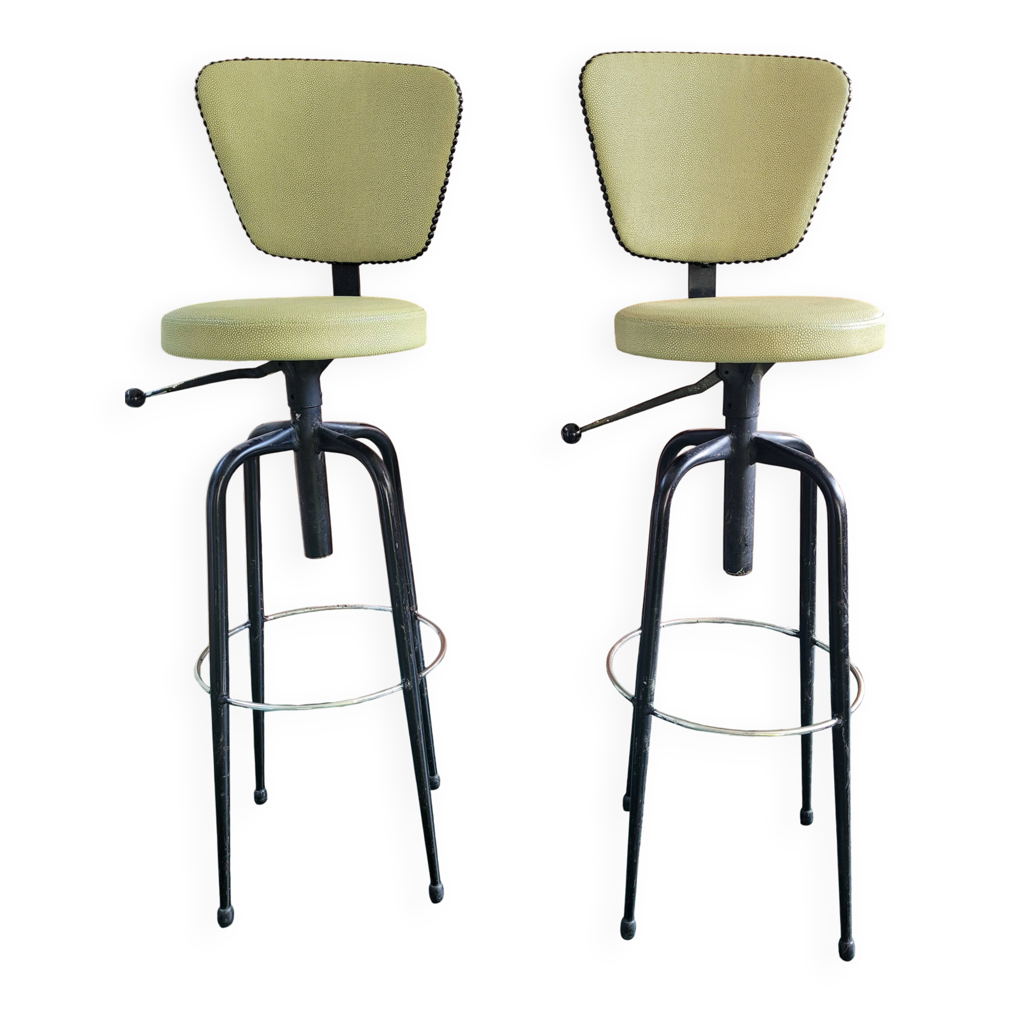 Deux chaises de bar années soixante