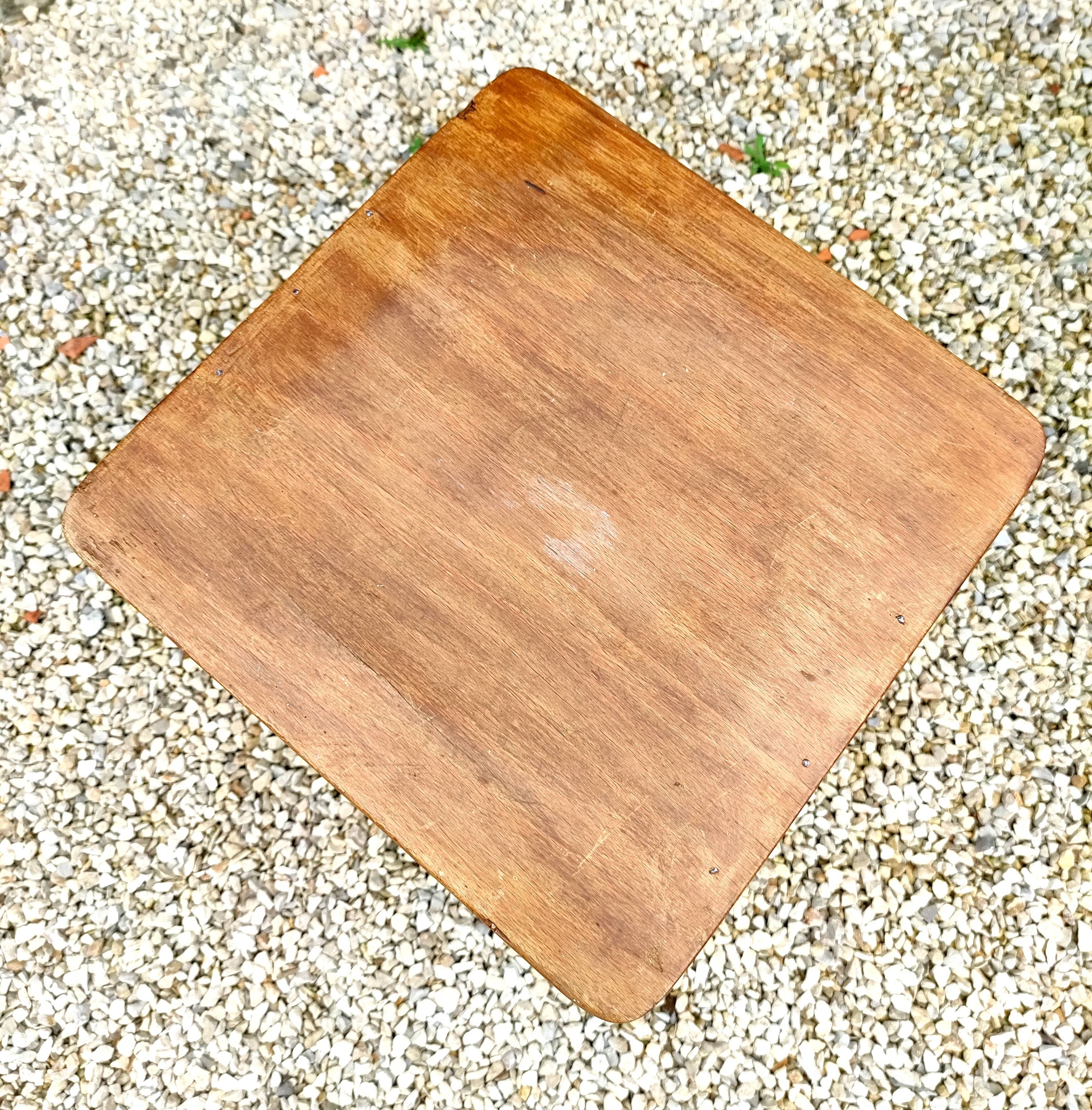 Luterma antique stool