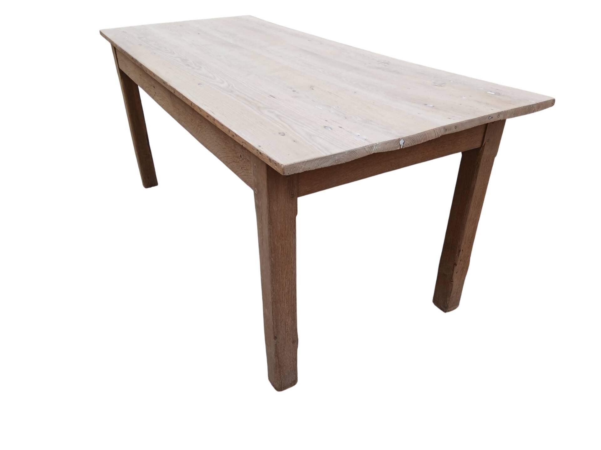 Farm table