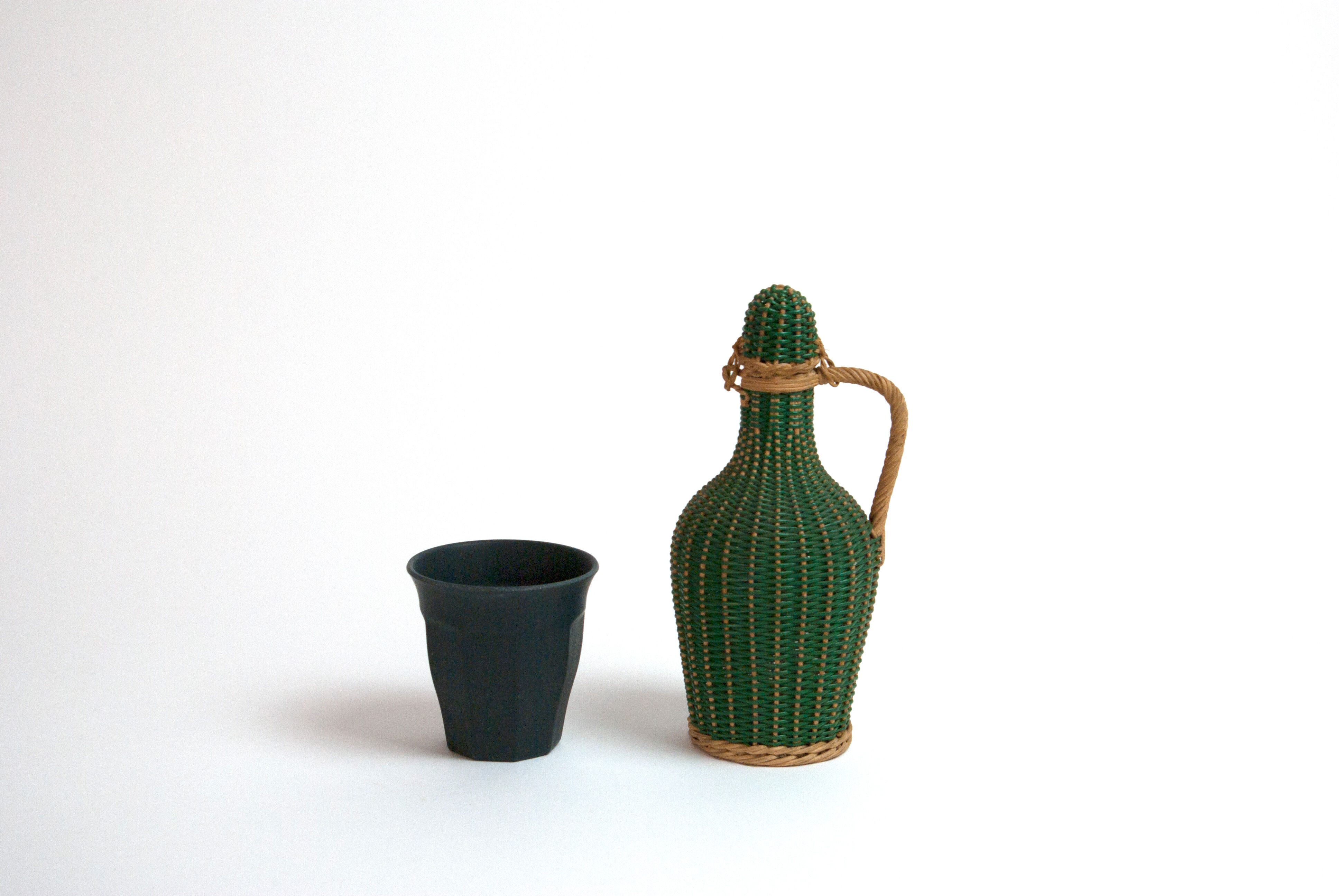 Bottle green scoubidou and rattan natural 60 years