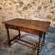 Table française en noyer avec pieds torsadés, fin du XIXe siècle