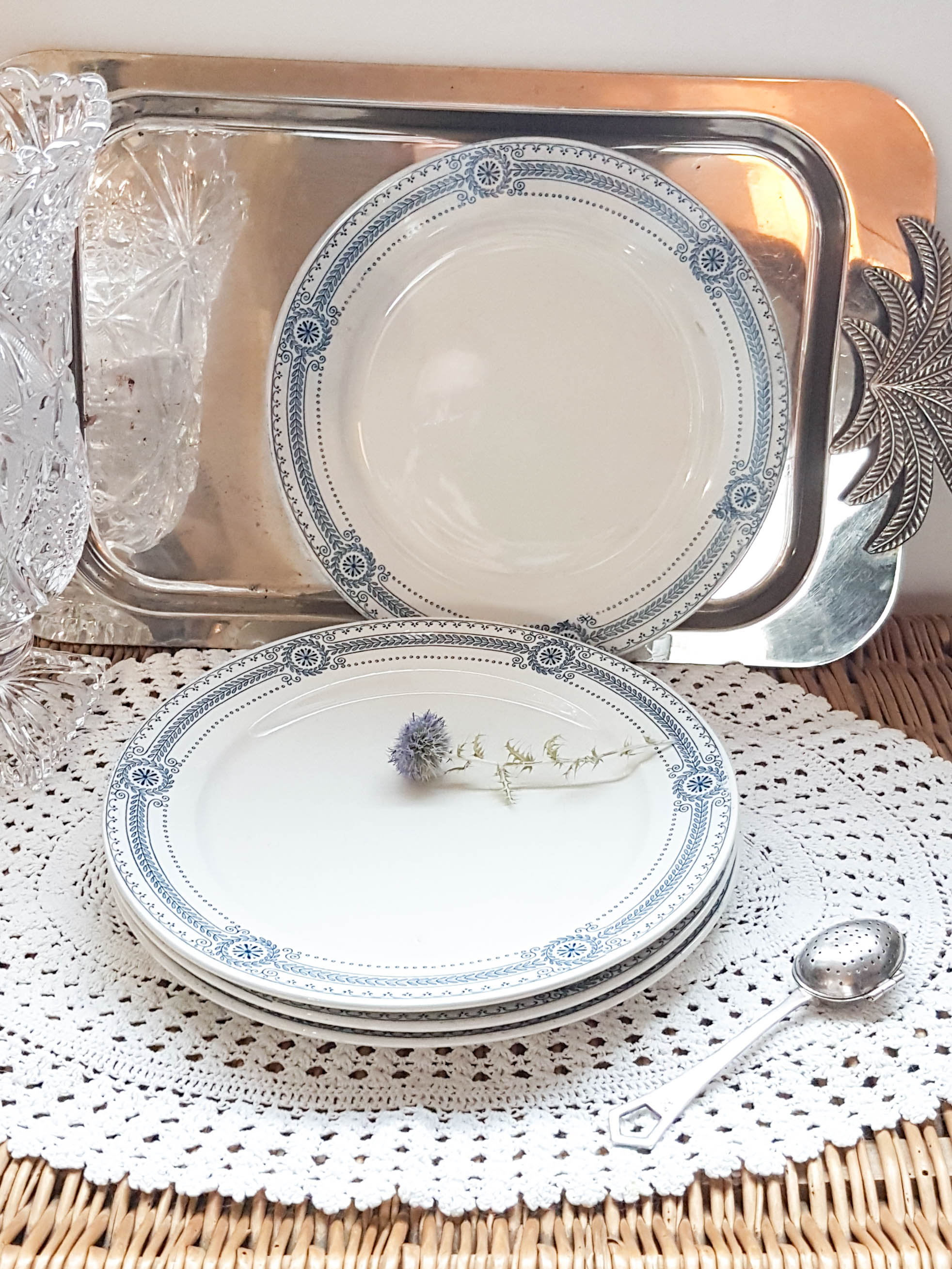 Lot of 4 blue plates "carina" U&C Sarreguemines Terre de Fer