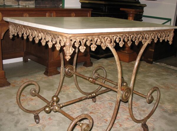 Table de boucher XIXème
