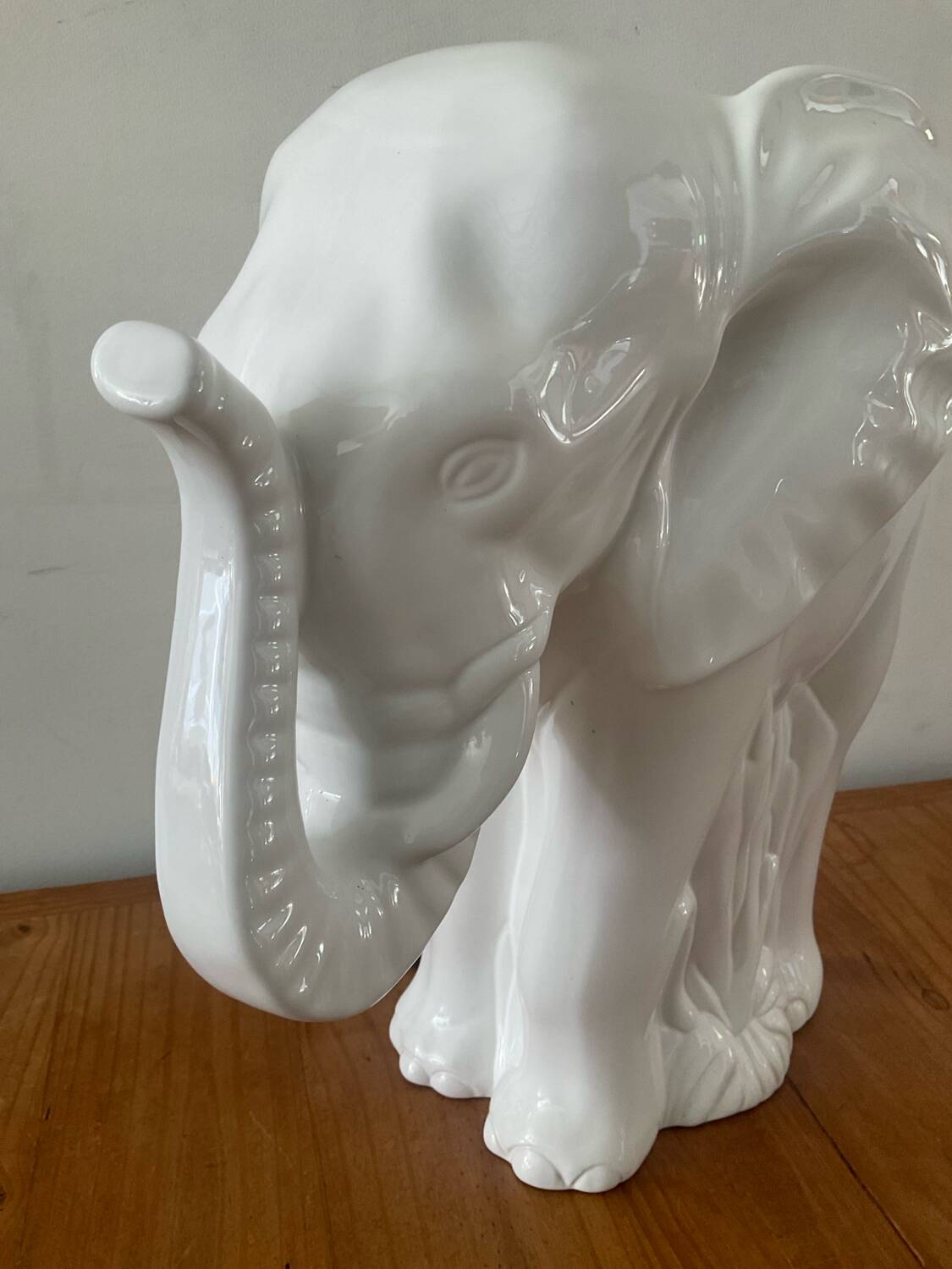 Vintage elephant umbrella stand in glazed ceramic