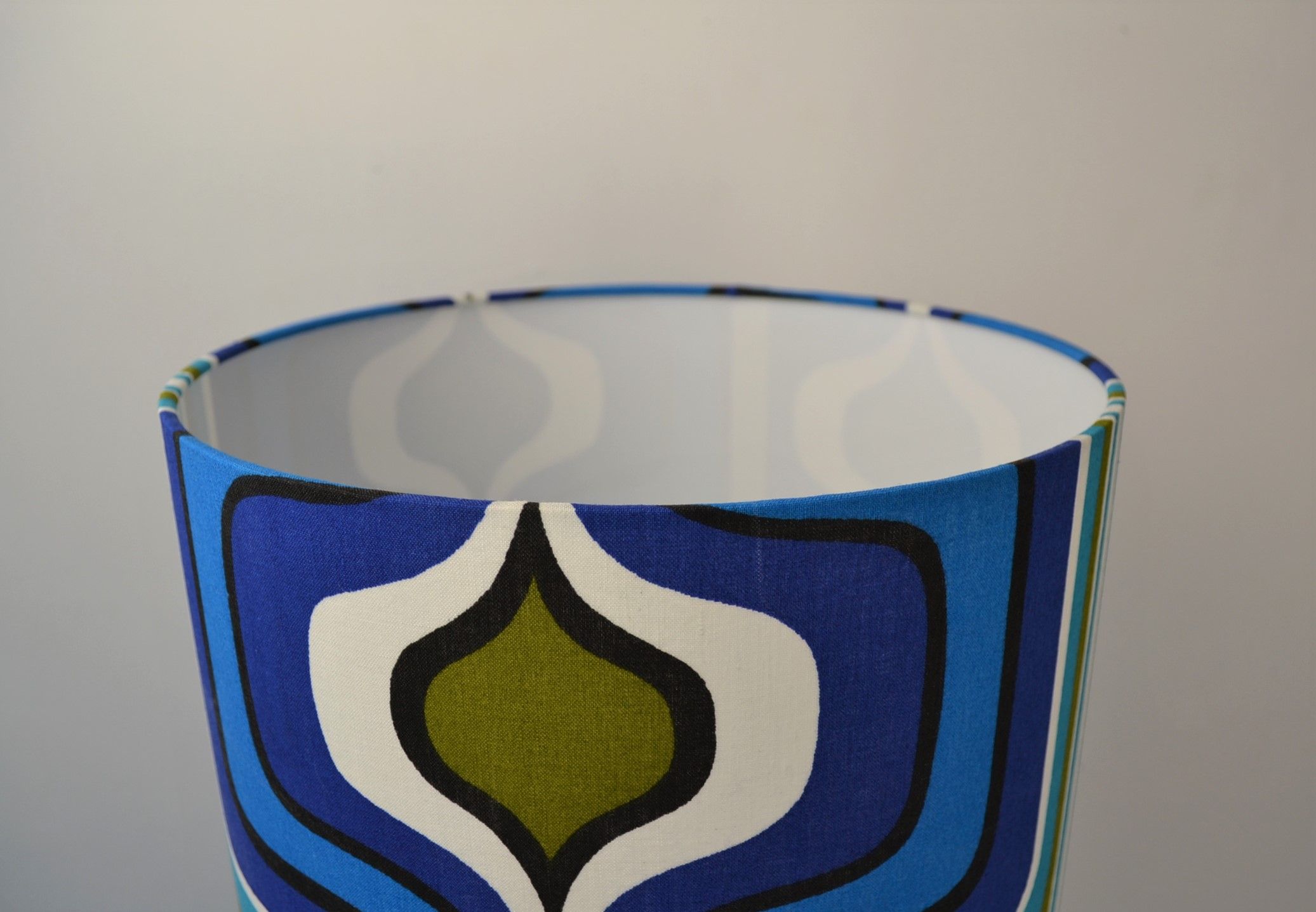 Lamp'tub vintage Aquaman fabric salon lamp 70