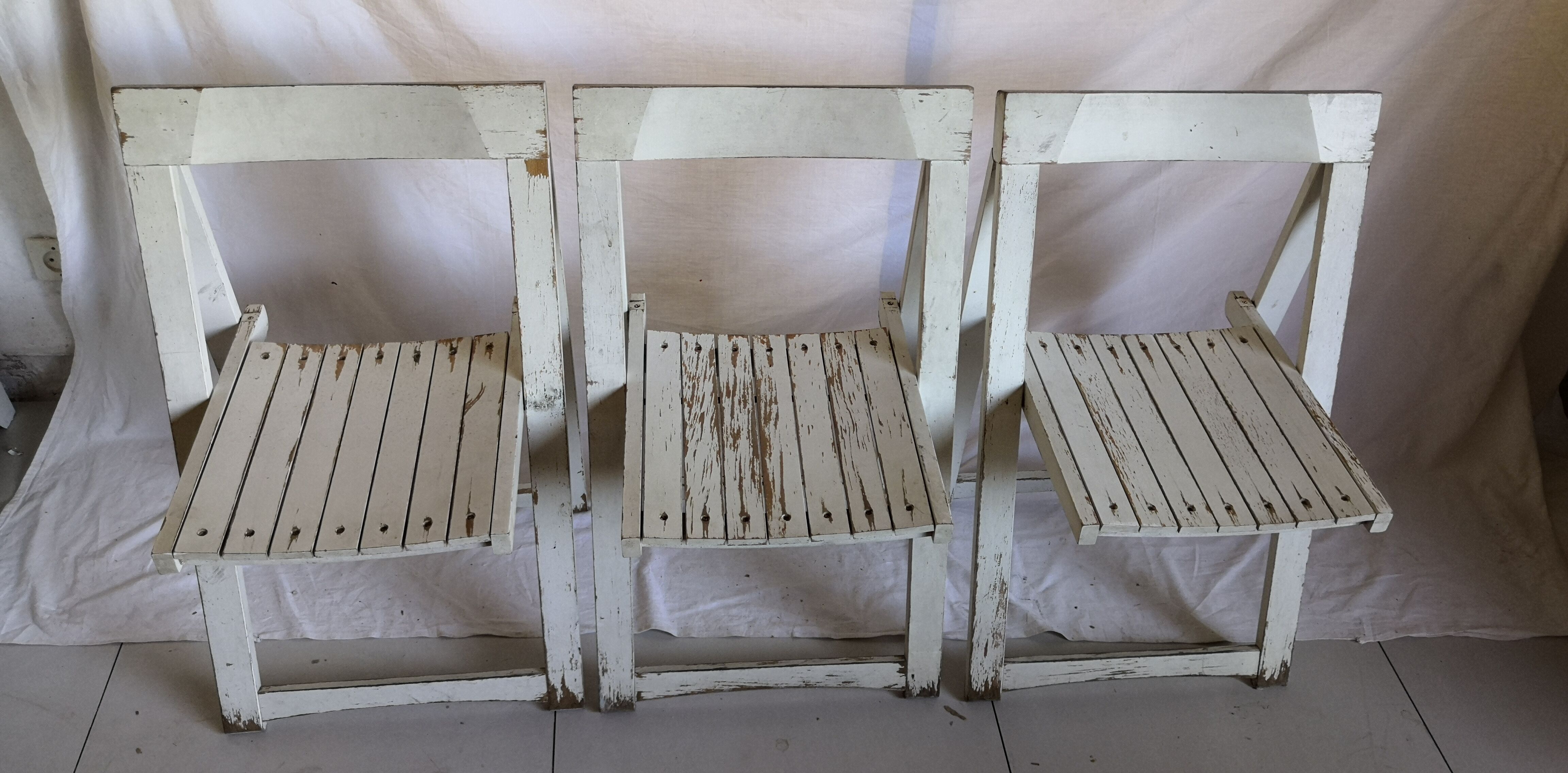 Trio of vintage folding chairs 60s
