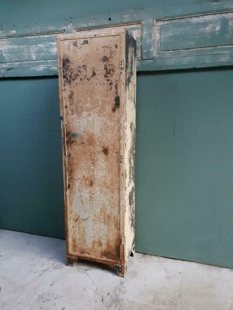 Armoire industrielle