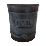 Old metal fishmonger measure box
