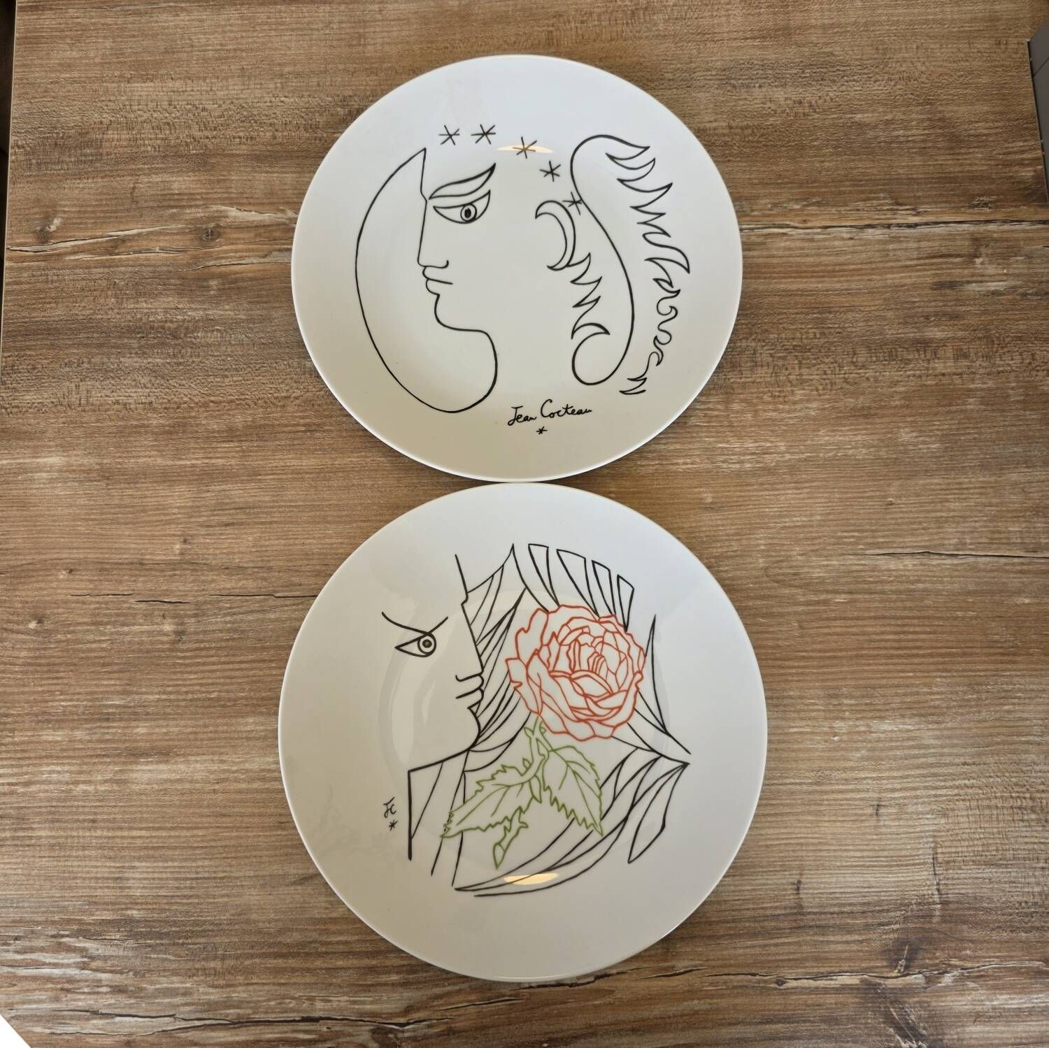 Set of two collectible porcelain plates - Jean Cocteau Art Editions