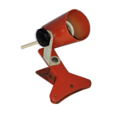 Spot lamp with red clamp