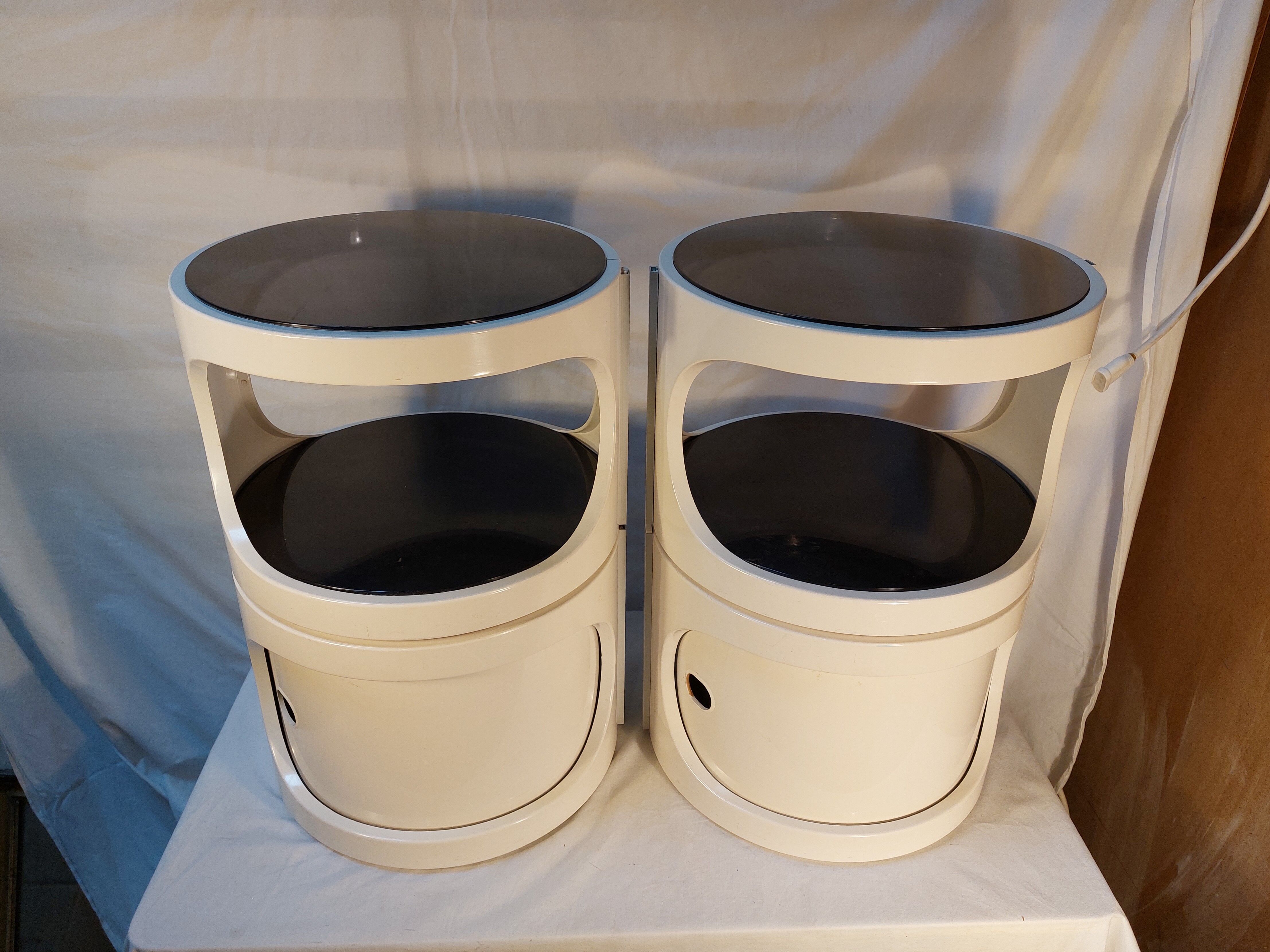 Paire de chevets cylindriques vintage en plastique ABS empilables