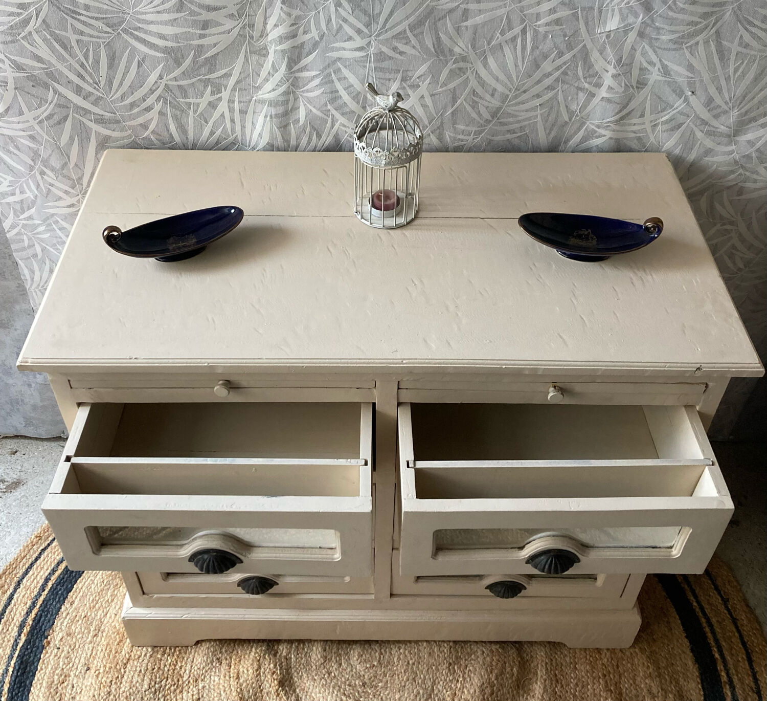 Furniture of grain trade