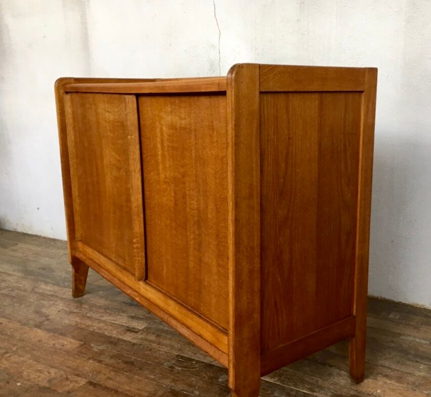Buffet vintage 1950
