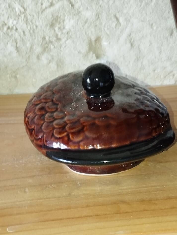 Vintage figurative teapot dog detective – English ceramic – 1960s