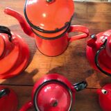 Set of 6 red glazed teapots