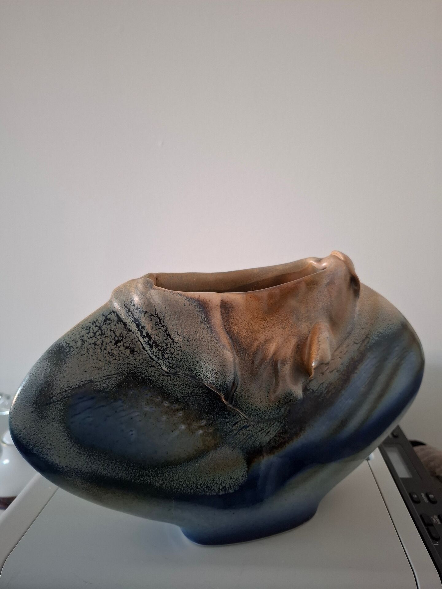 Art vase in raku pottery signed by Tony Evans.