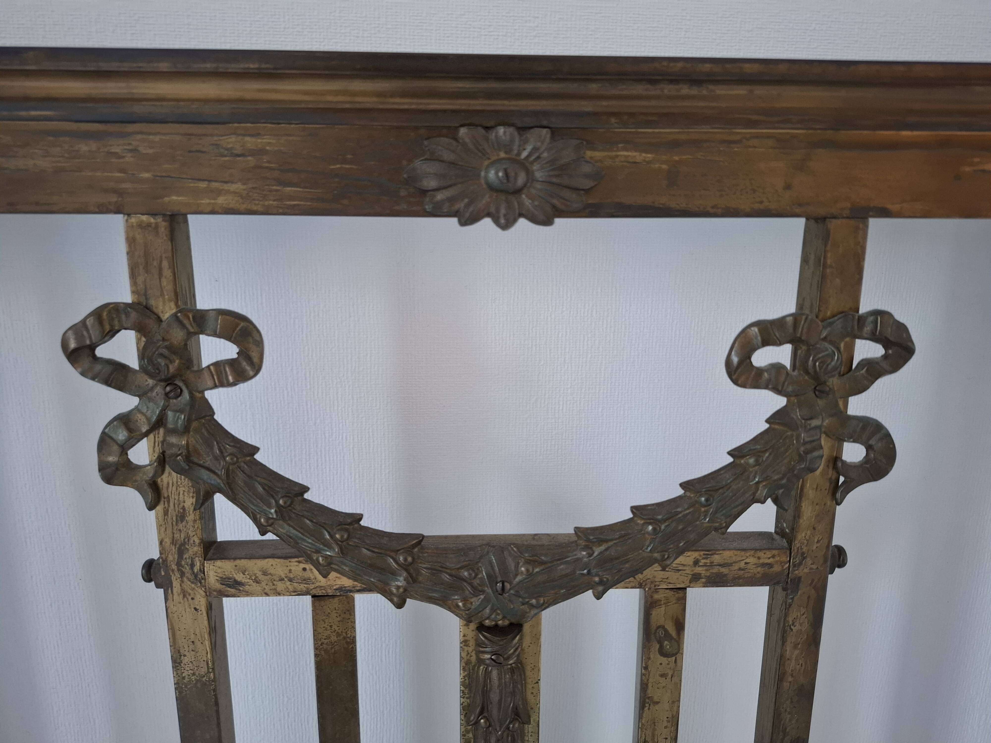 Bed Louis XVI in brass and bronze