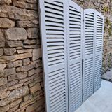 Louvered shutters