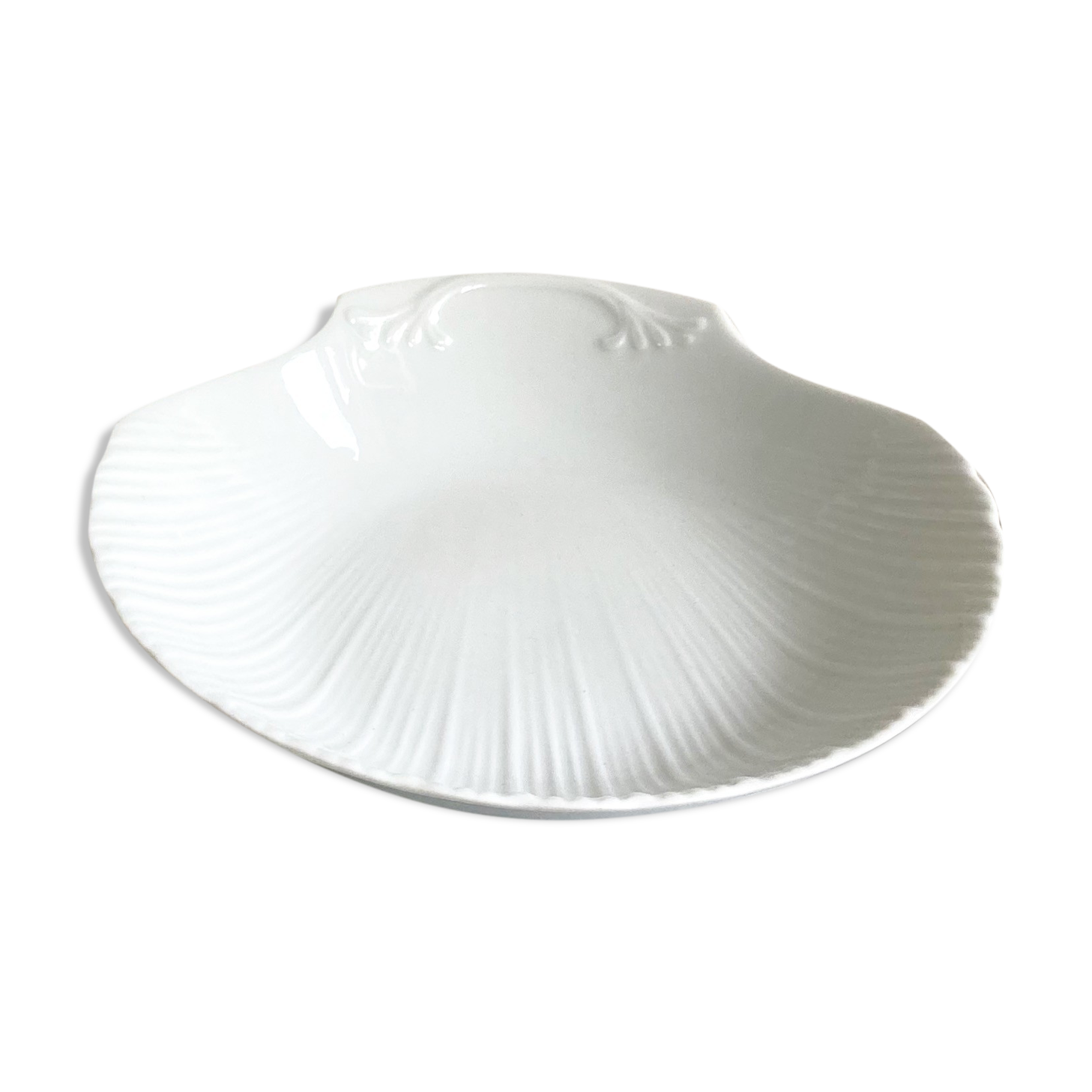 Porcelain shell hollow dish