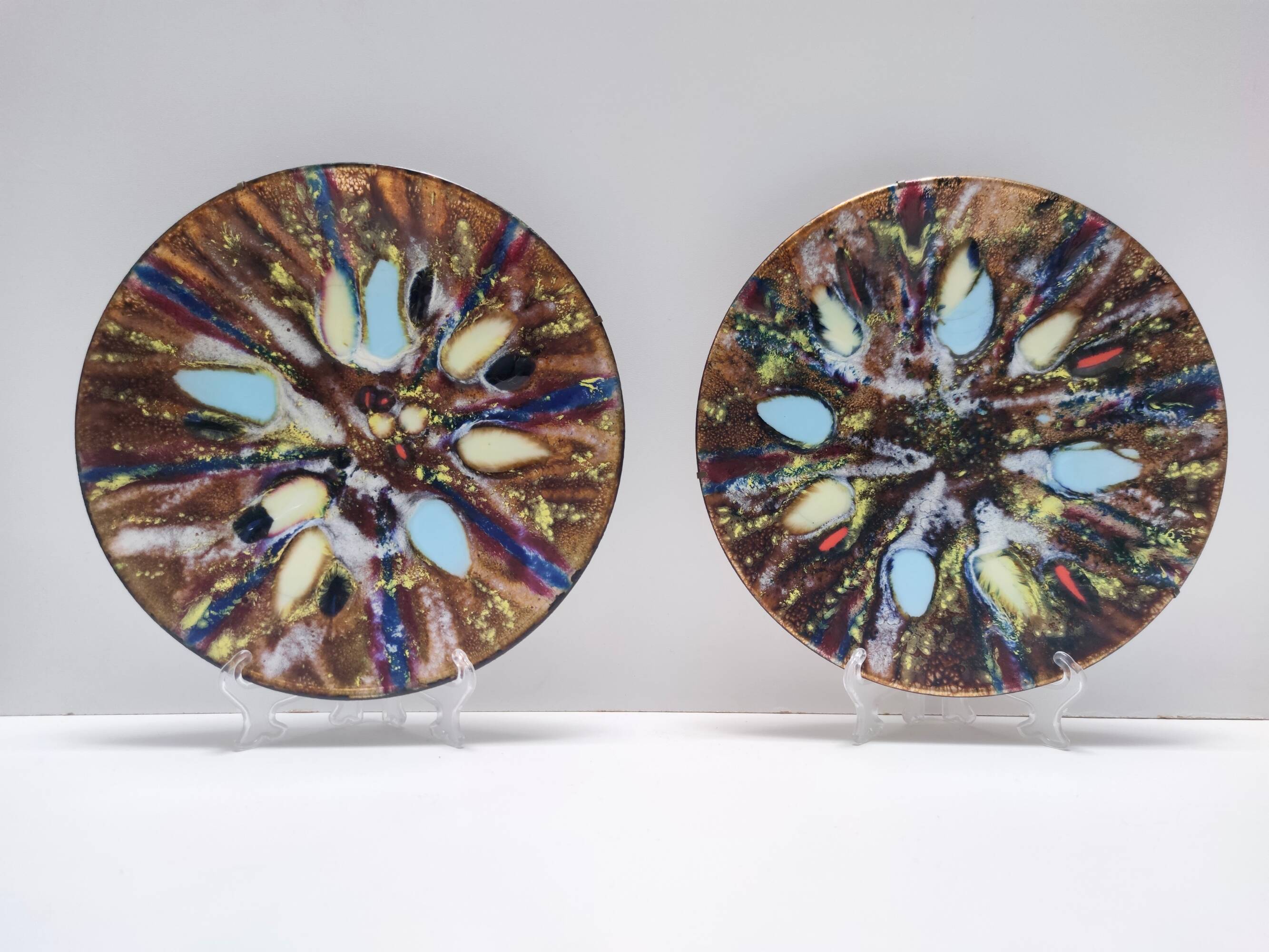 Pair of Lacquered Copper Vide-Poche / Decorative Plates