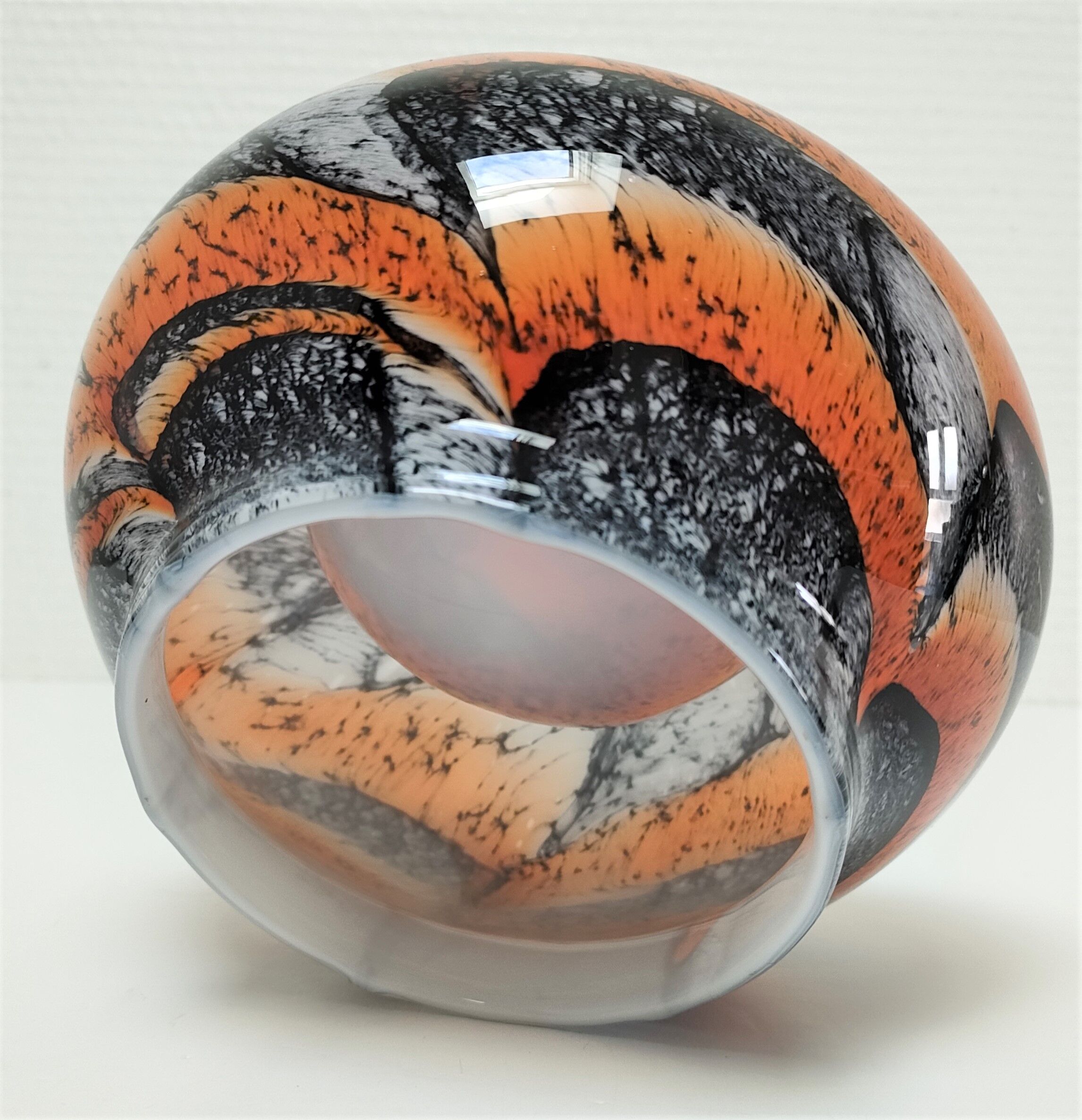 Empty pocket Carlo Moretti opaline glass orange and black design