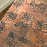 Brutalist coffee table, hammered copper 70 – in the style of H. Lilienthal.